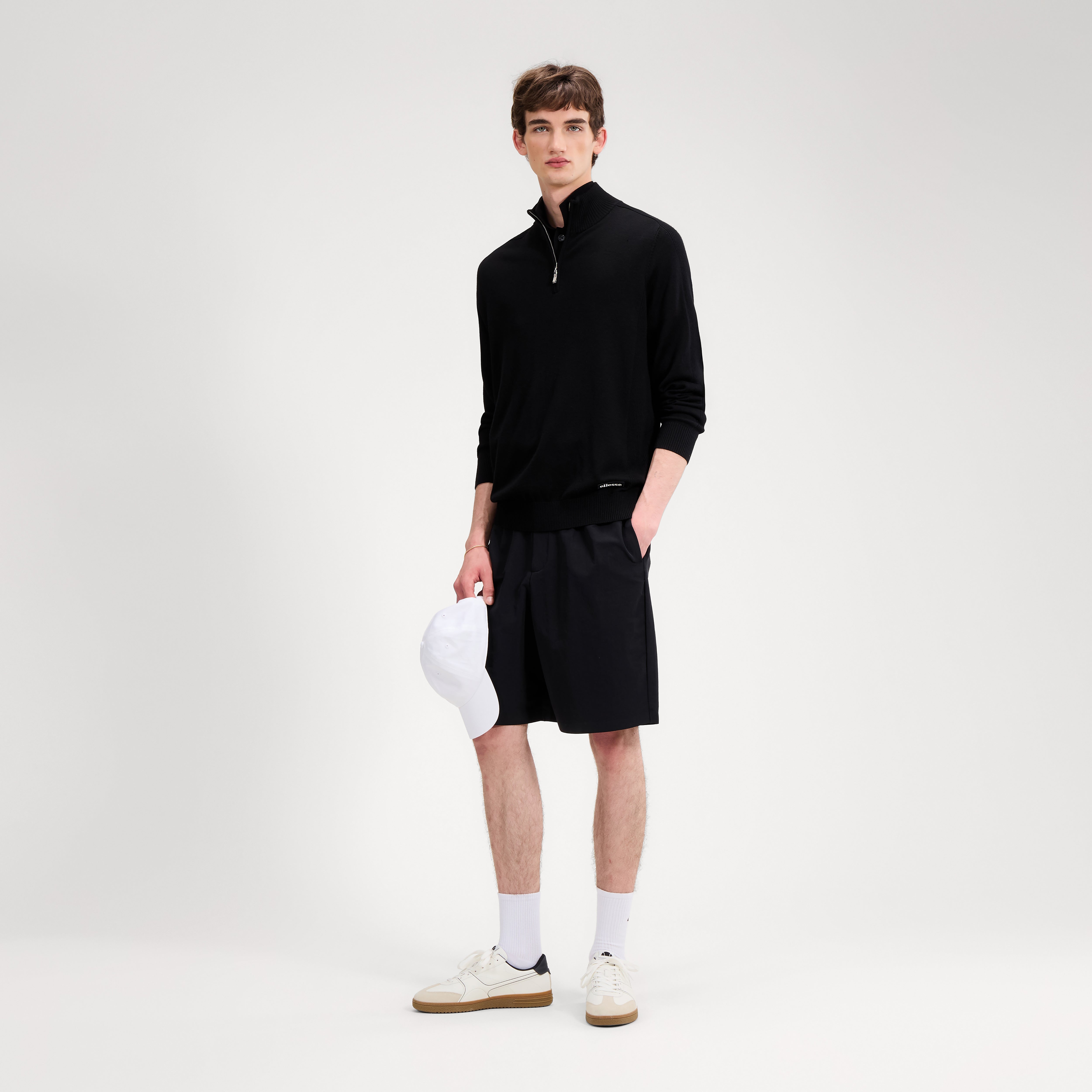 Men's Alvoni 1/4 Zip Top Black | Black | Ellesse – ellesse