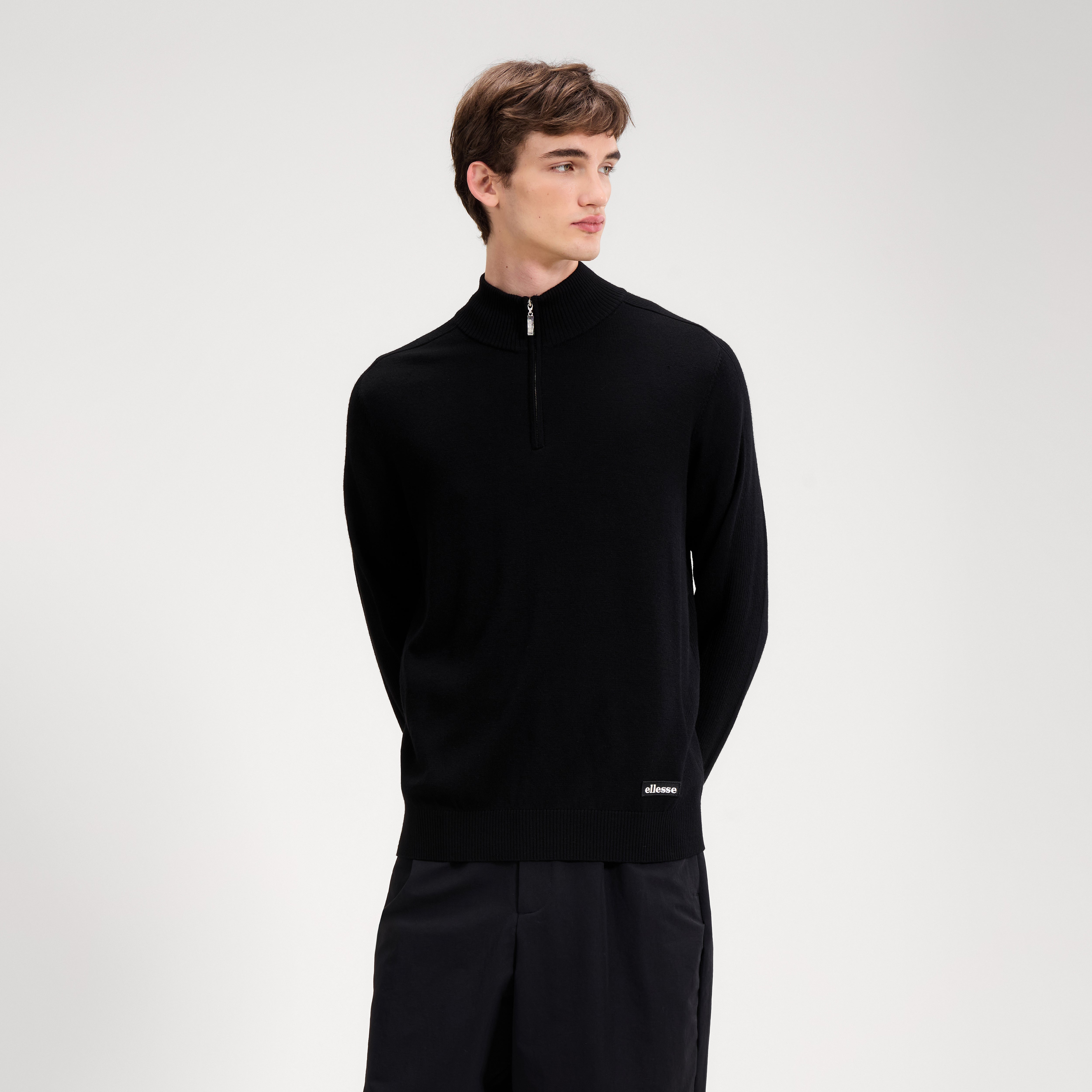 ellesse ブラック メンズ ハイネックウェア L ellesse ブラック メンズ ハイネックウェア L ellesse ブラック メンズ